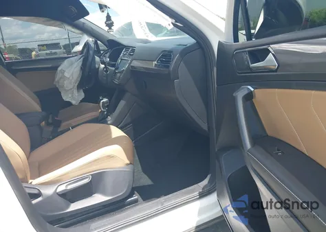 2024 Volkswagen Tiguan 2.0T Se/2.0T Wolfsburg Edition from USA, damaged, VIN 3VVNB7AX8RM055442